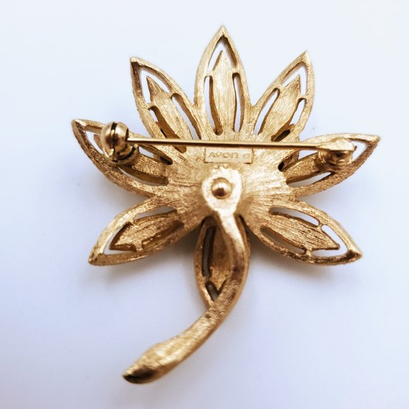 Vintage Avon Brushed Gold Tone Lotus Flower Brooch Precious Pretenders Plant Pin - Picture 7 of 8